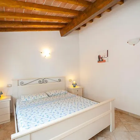 Panorama-ferien-toscana Your Cozy And Fully Equipped Vacation マッサ・マリッティマ