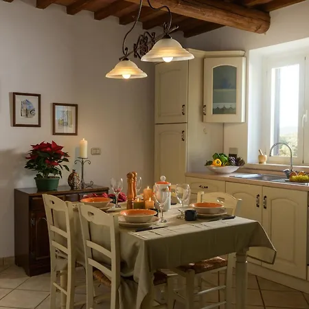 アパート Panorama-ferien-toscana Your Cozy And Fully Equipped Vacation マッサ・マリッティマ