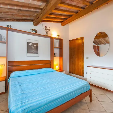 アパート Panorama-ferien-toscana Your Cozy And Fully Equipped Vacation マッサ・マリッティマ